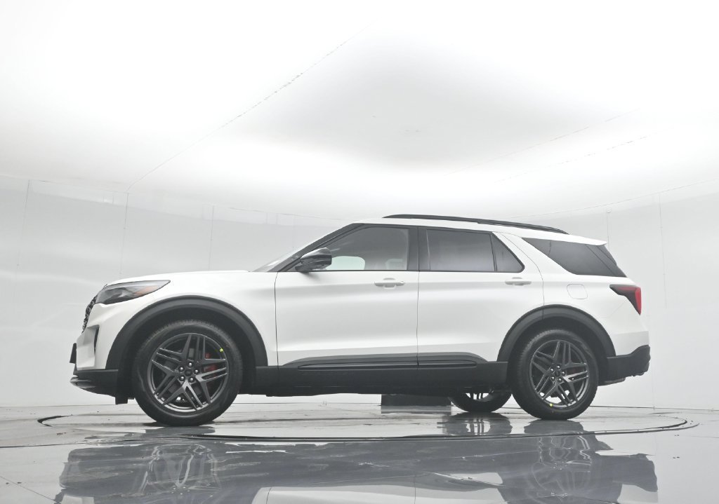 New 2026 Ford Explorer ST w/ Sun And Sound Package AWD/4WD image 53