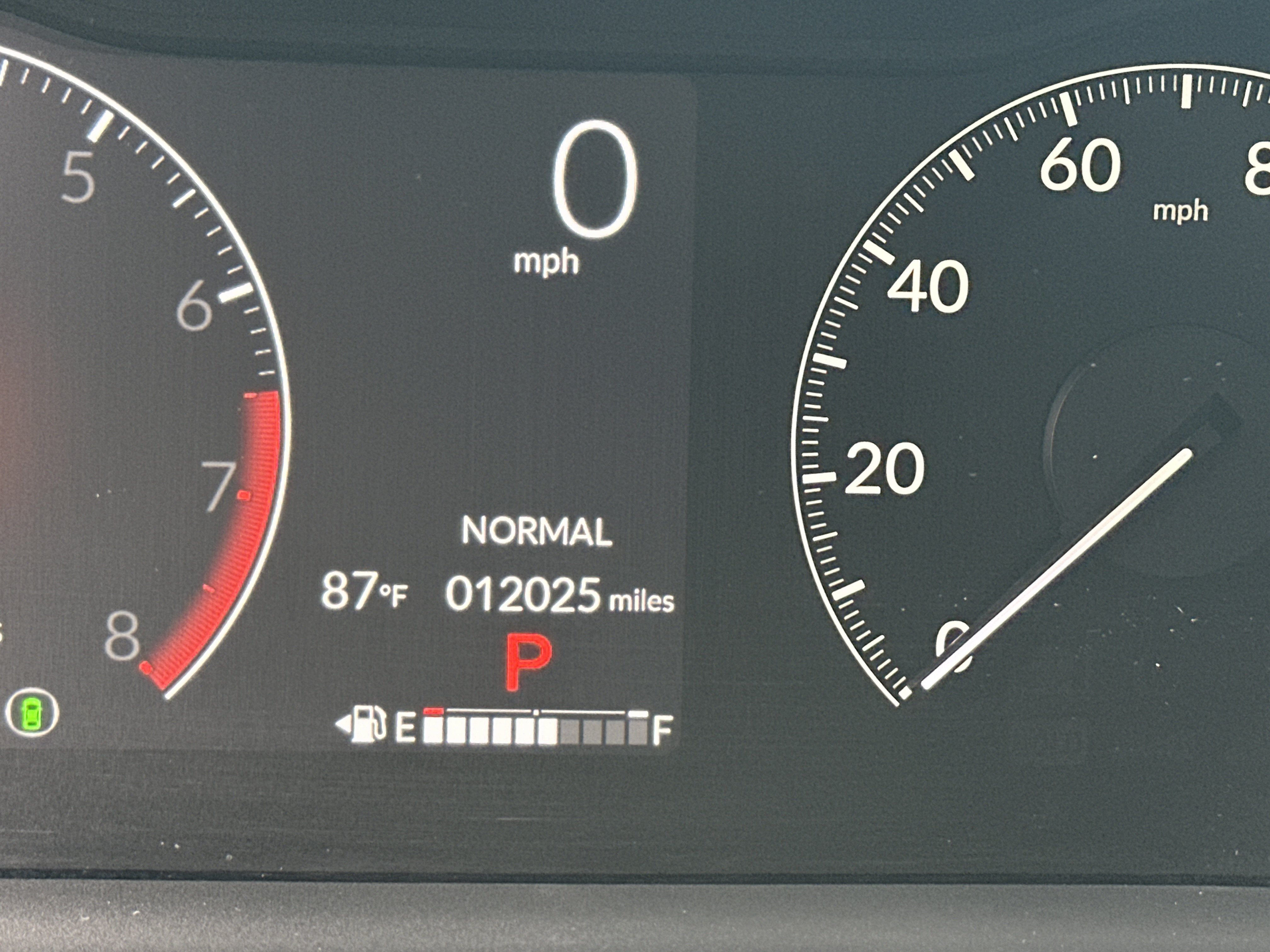 Used 2025 Honda Pilot Touring image 29