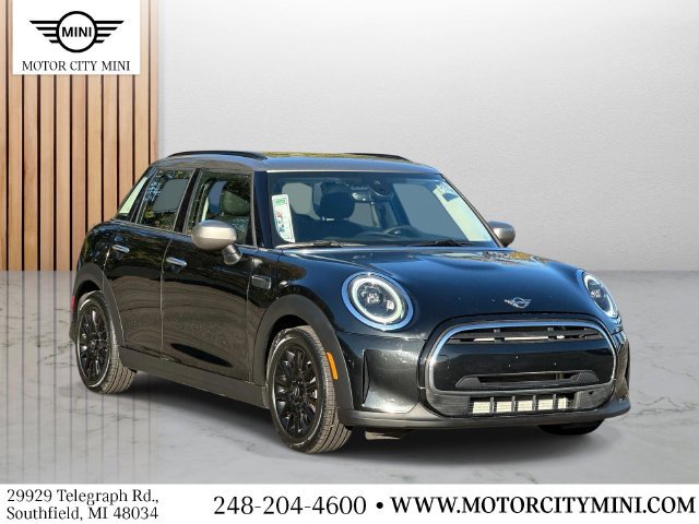 Certified 2024 MINI Cooper 4-Door Hardtop FWD image 1