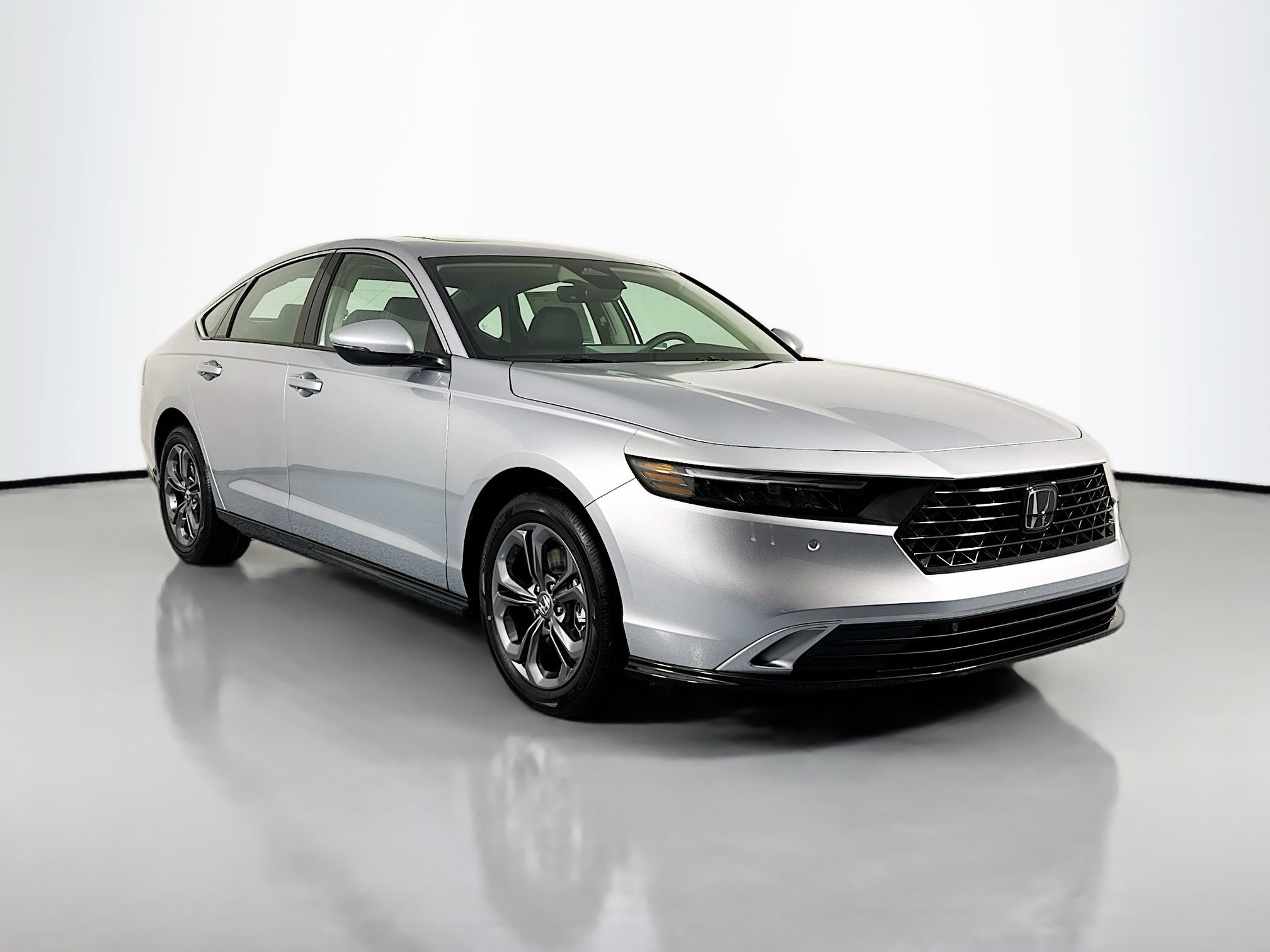 New 2026 Honda Accord EX-L image 3