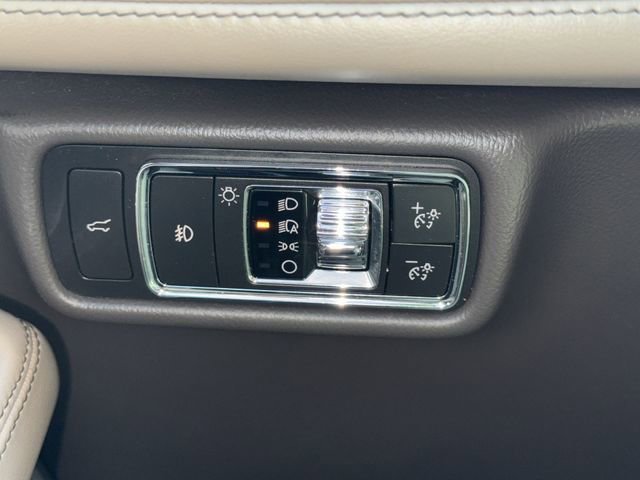 Used 2021 Lincoln Aviator Reserve w/ Equipment Group 202A AWD/4WD image 18