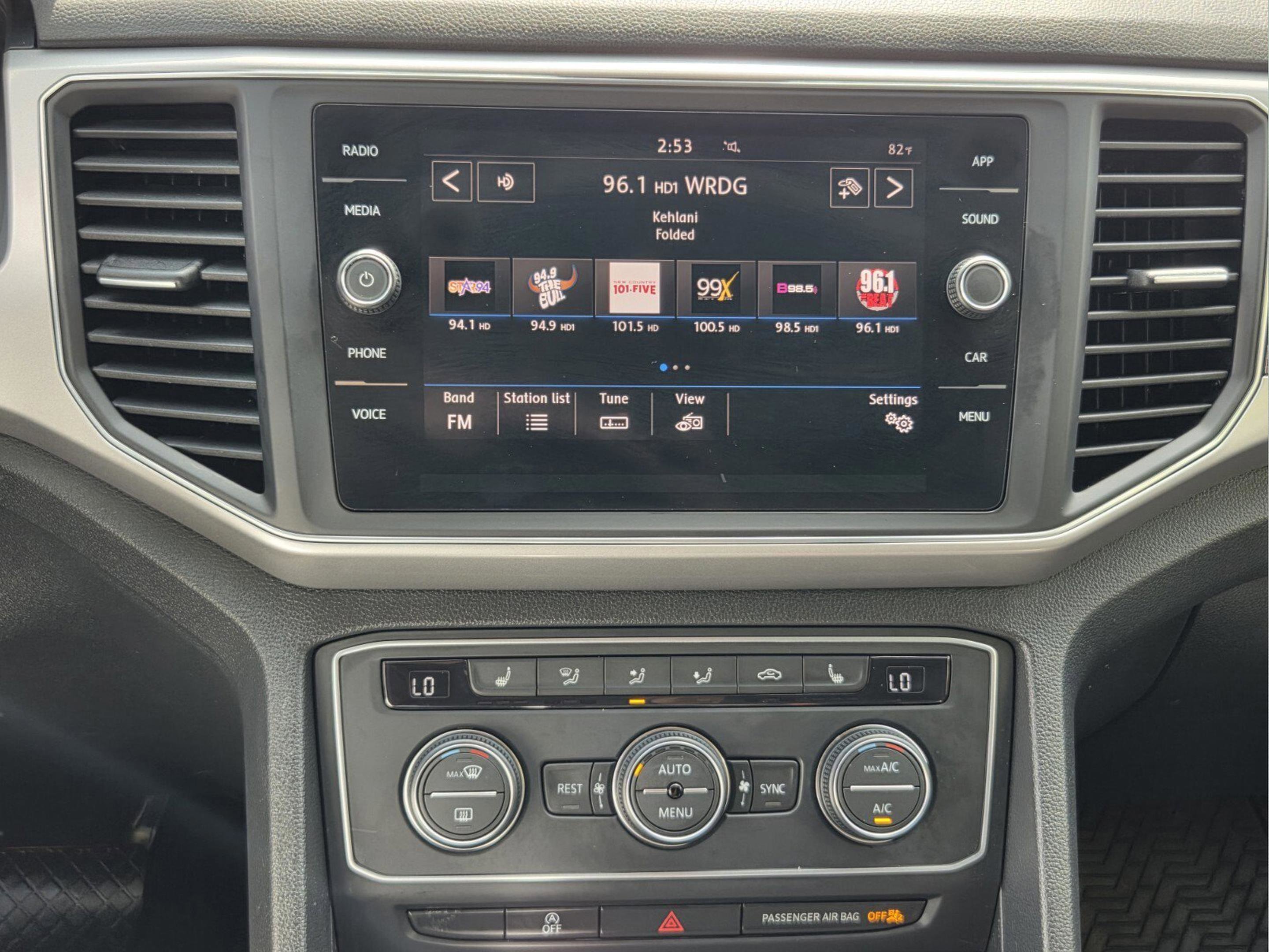 Used 2019 Volkswagen Atlas SE image 18