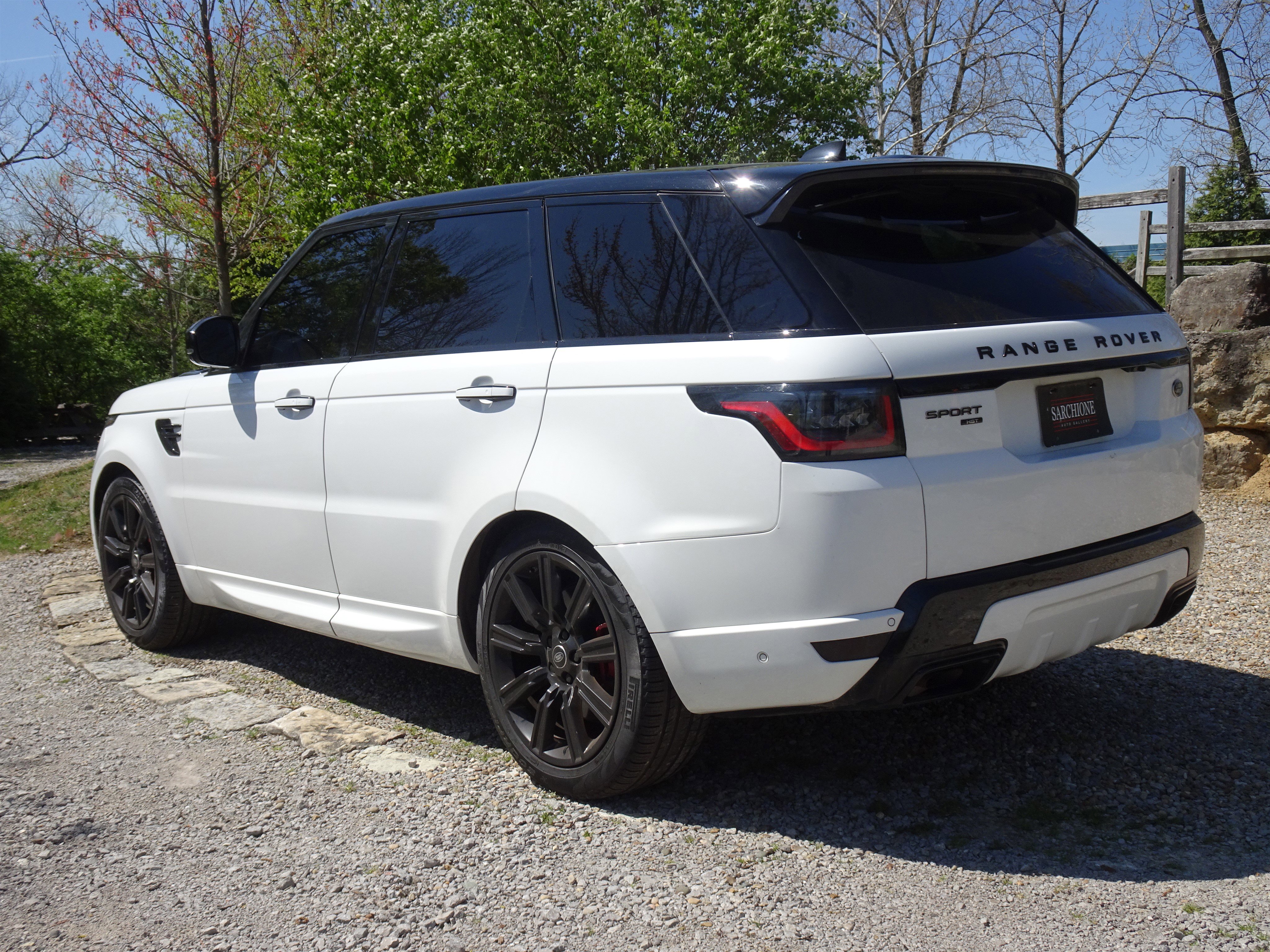 Used 2019 Land Rover Range Rover Sport HST image 3