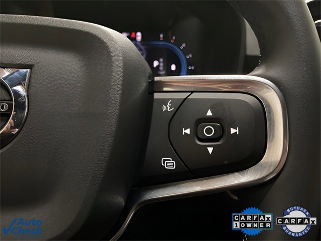Used 2025 Volvo XC40 B5 Core image 31