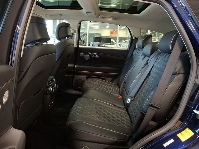 Used 2024 Genesis GV80 3.5T Advanced AWD/4WD image 9