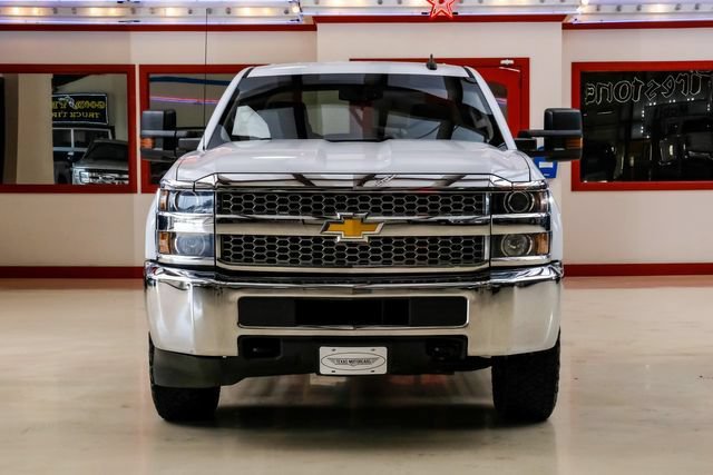 Used 2019 Chevrolet Silverado 2500 W/T AWD/4WD image 9