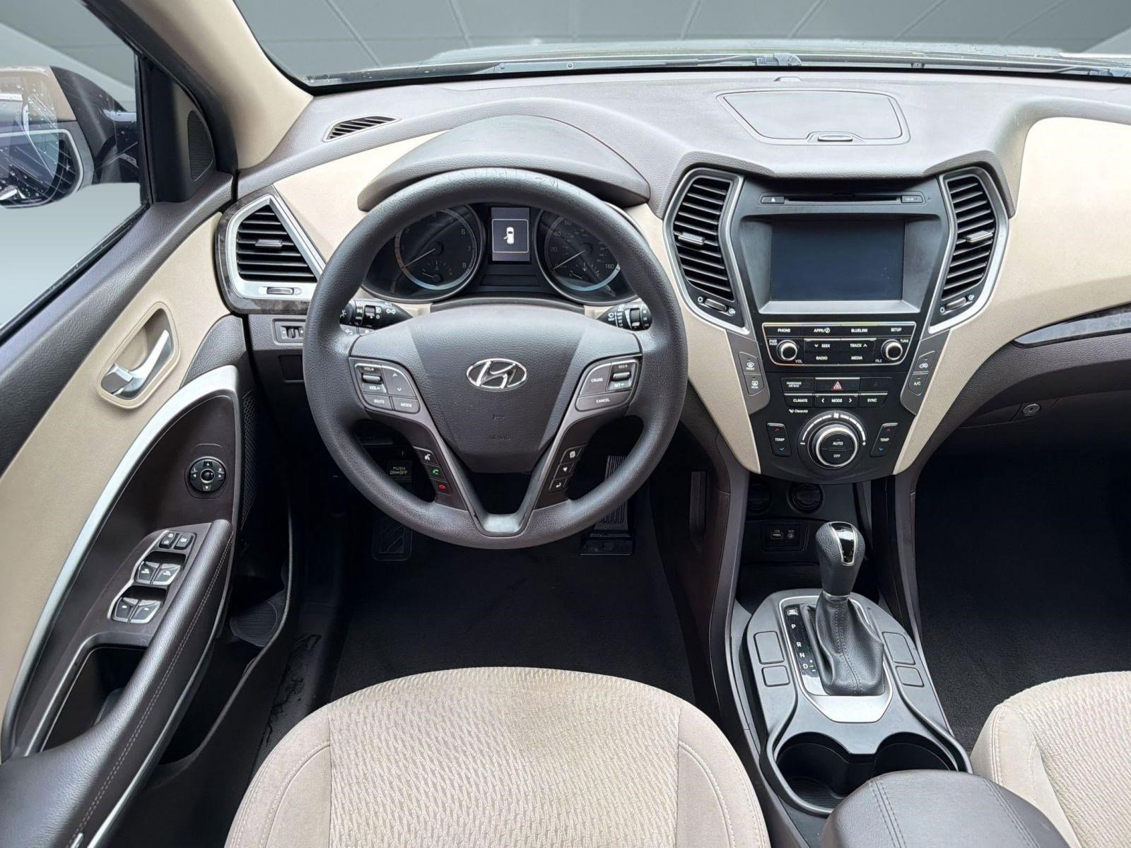 Used 2017 Hyundai Santa Fe Sport FWD image 26