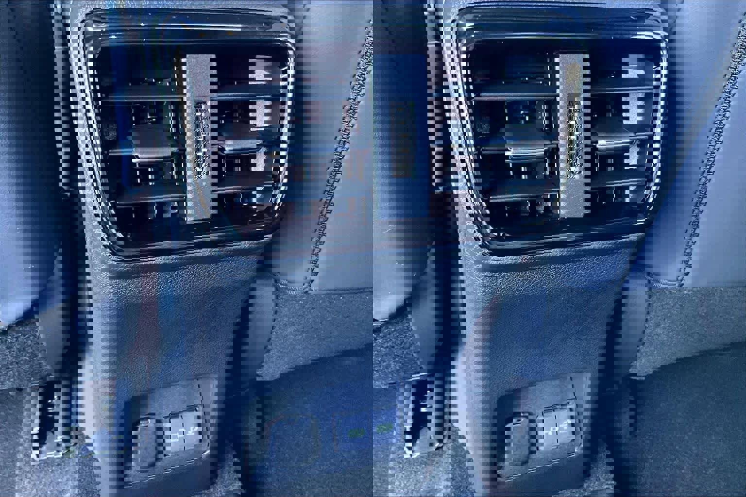 Certified 2026 Lexus NX 450h+ F Sport image 32