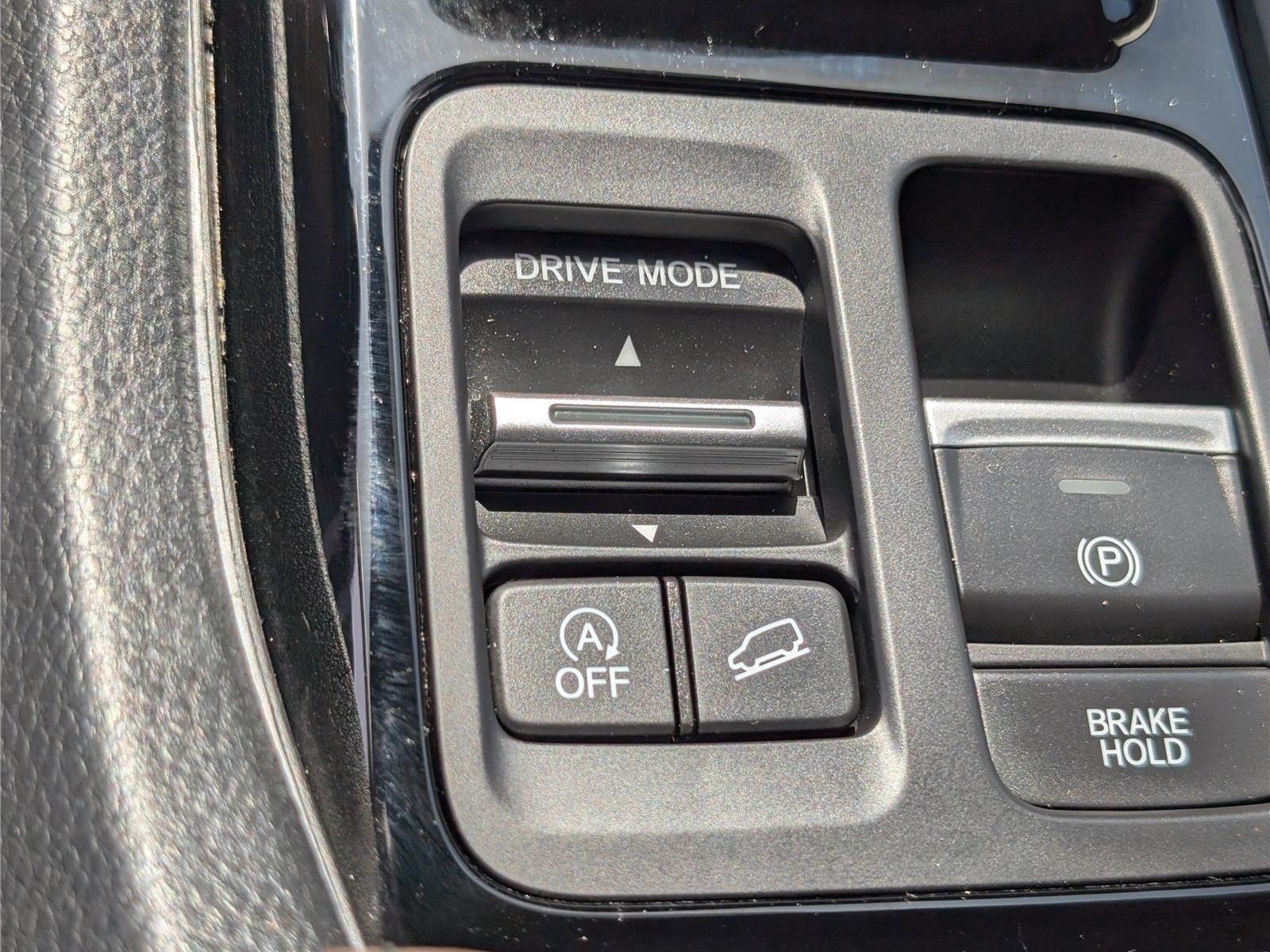 Used 2025 Honda Pilot Elite image 29