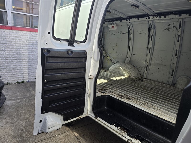 Used 2019 Chevrolet Express 2500 w/ Driver Convenience Package RWD image 13
