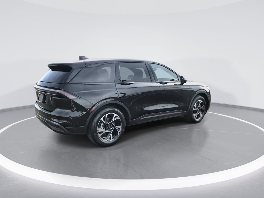 Used 2024 Lincoln Nautilus Premier w/ Jet Appearance Package AWD/4WD image 8