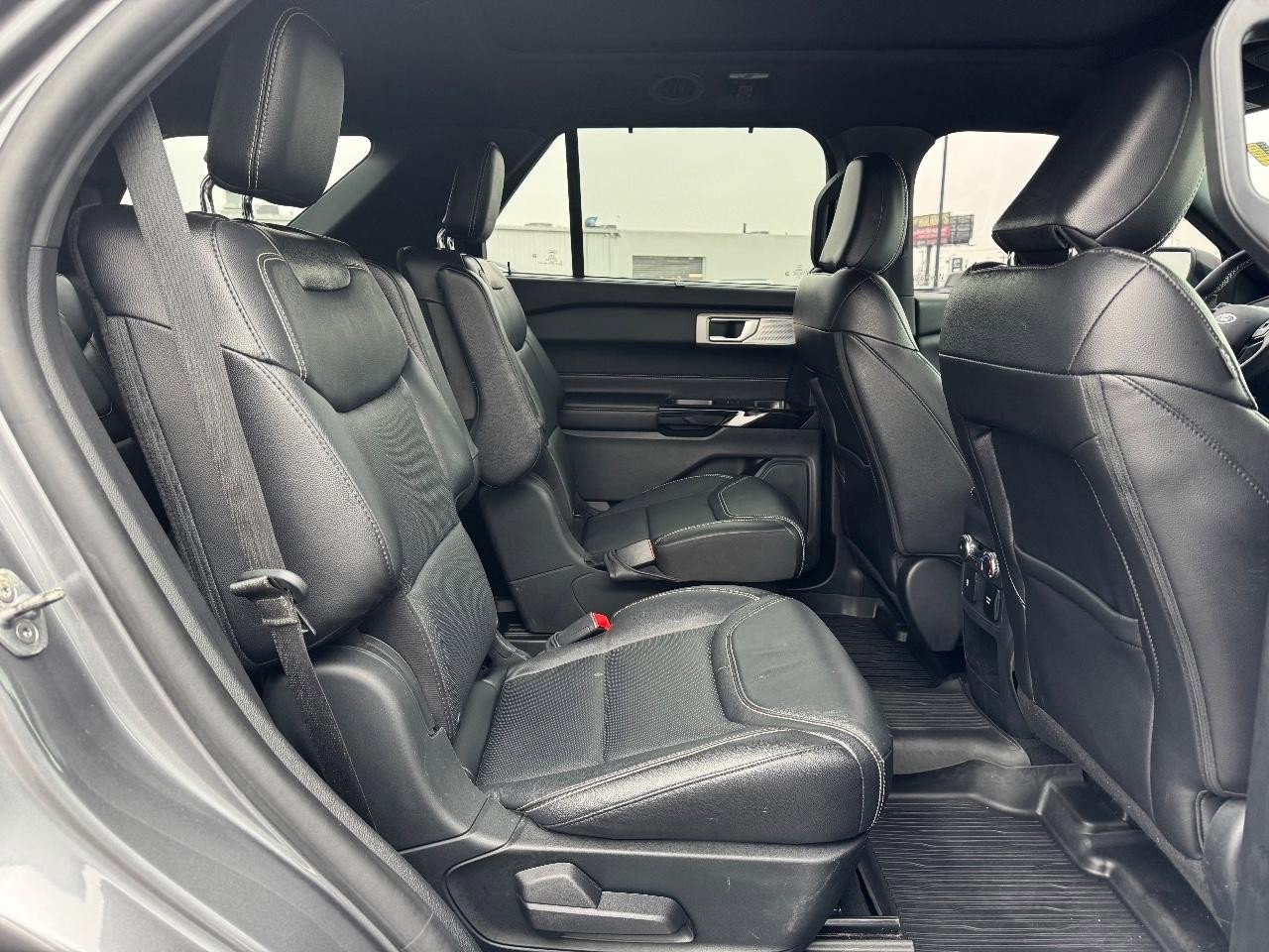 Used 2021 Ford Explorer ST w/ Equipment Group 401A image 10