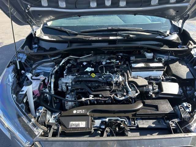 Used 2024 Toyota Corolla Cross L image 11