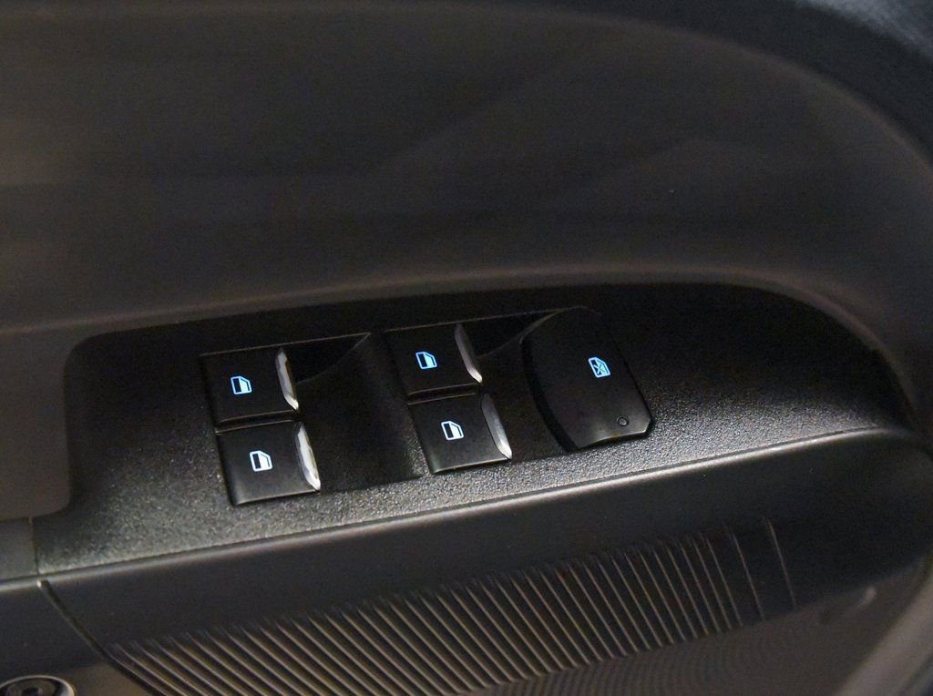 Used 2022 Ford Maverick XL image 16