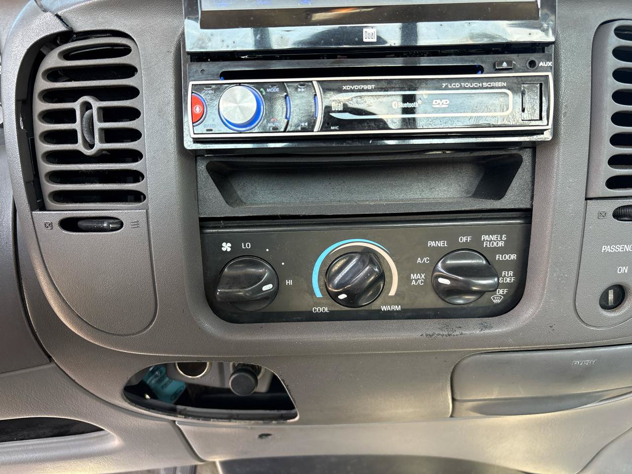 Used 1998 Ford F150 2WD Regular Cab image 13