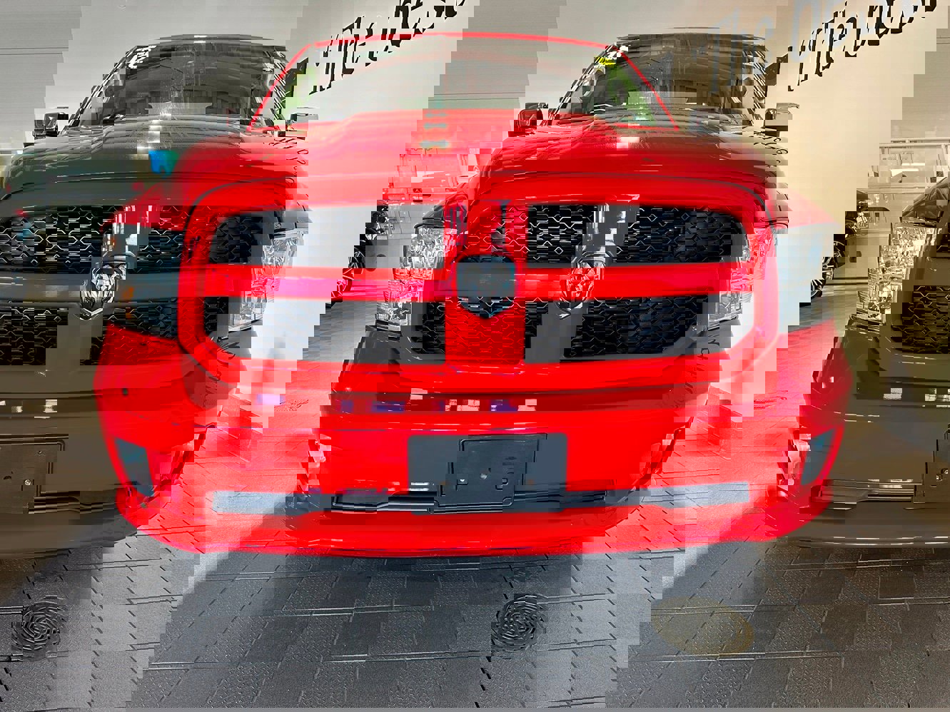 Used 2018 RAM 1500 Express image 2