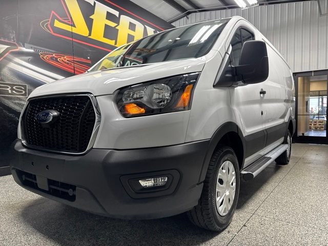 Used 2025 Ford Transit 250 Low Roof w/ Exterior Upgrade Package RWD image 2