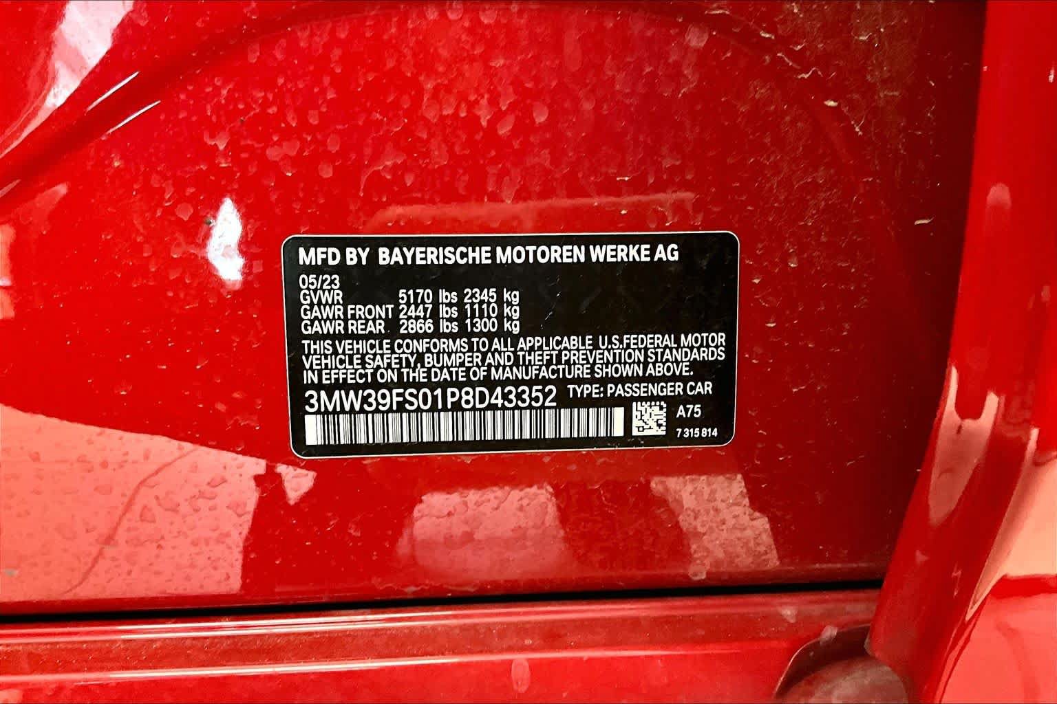 Used 2023 BMW 330e xDrive w/ M Sport Package AWD/4WD image 32