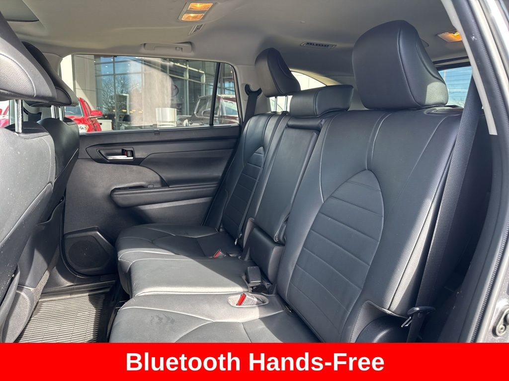 Used 2020 Toyota Highlander XLE image 15