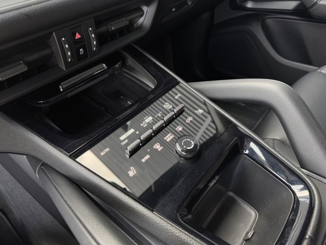 Certified 2024 Porsche Cayenne image 24