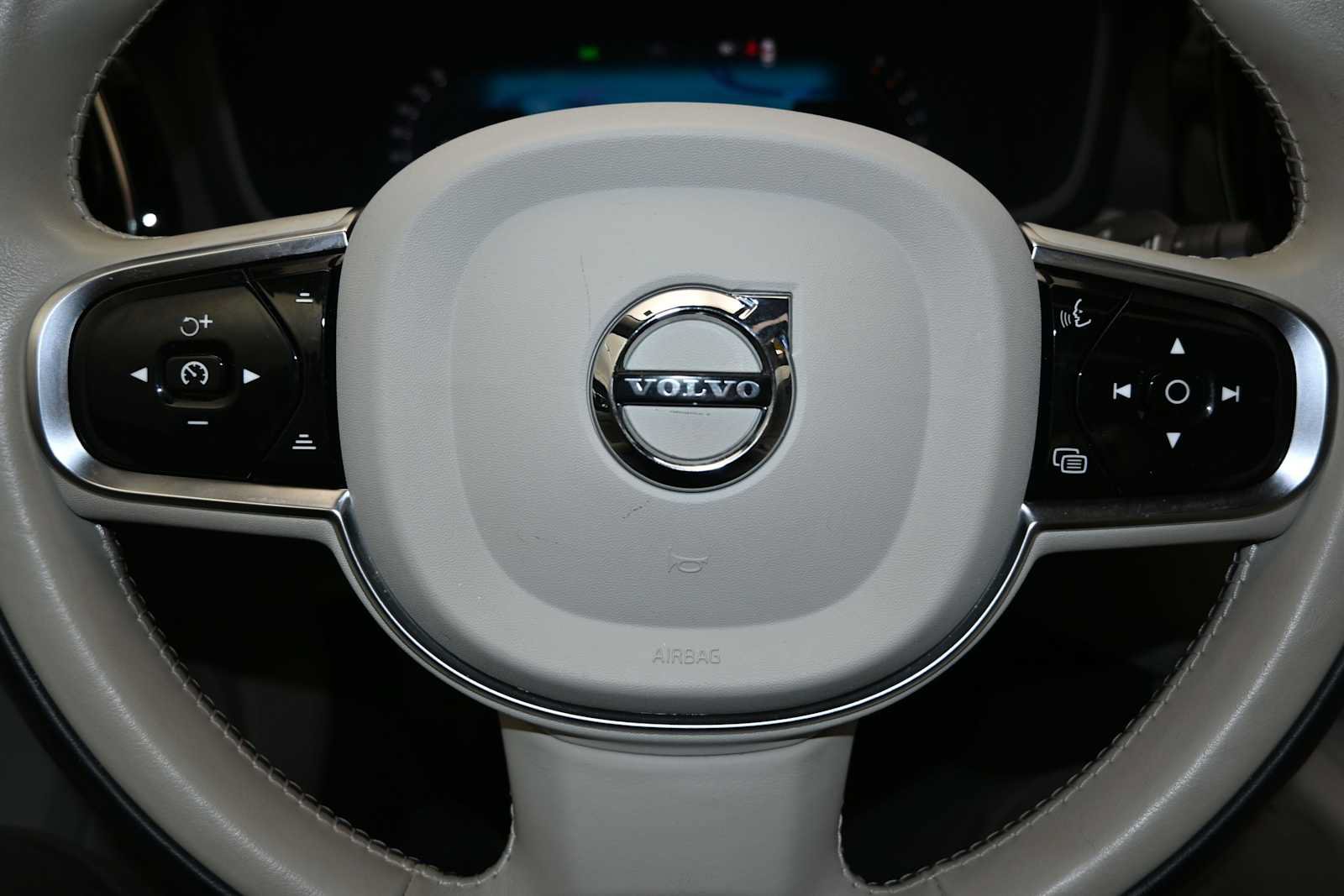 Used 2024 Volvo S60 B5 Plus AWD/4WD image 12