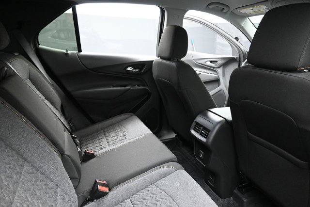 Used 2024 Chevrolet Equinox LT AWD/4WD image 30