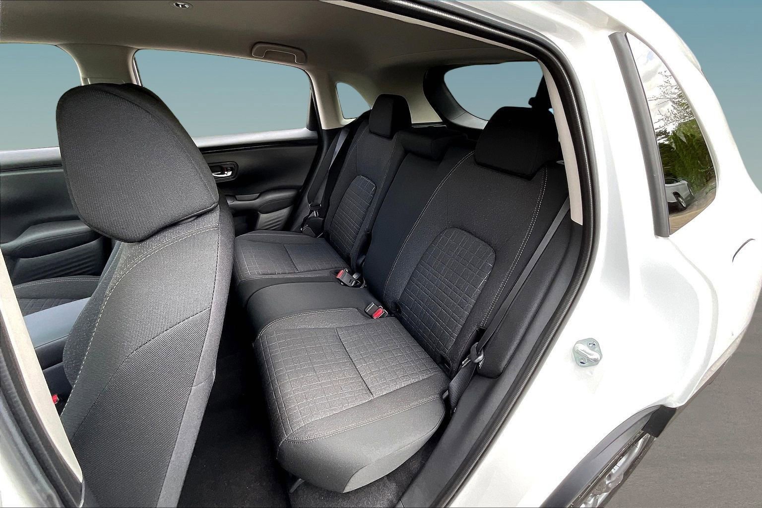 Used 2026 Honda HR-V LX image 21