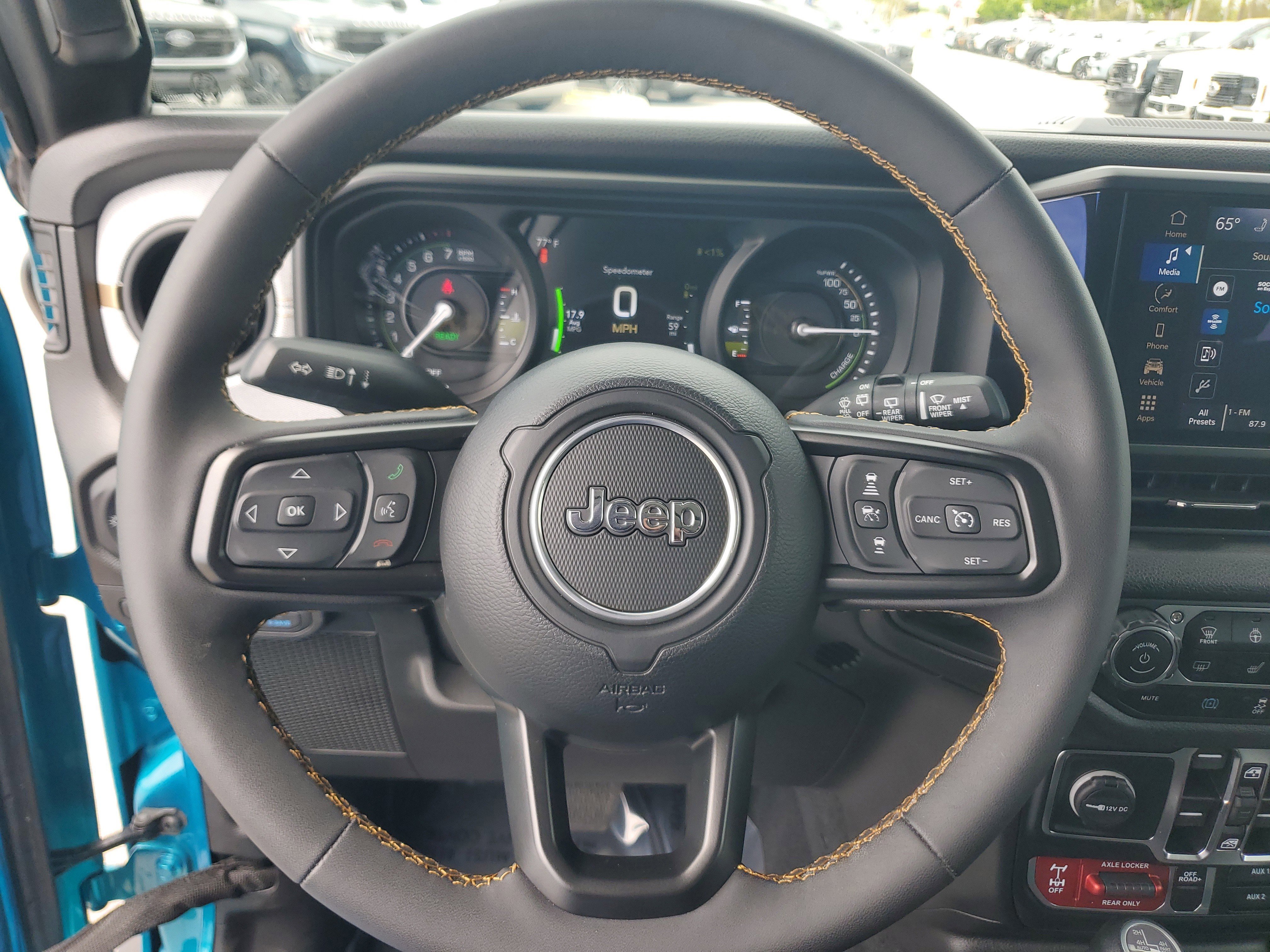 Used 2024 Jeep Wrangler Unlimited AWD/4WD image 20