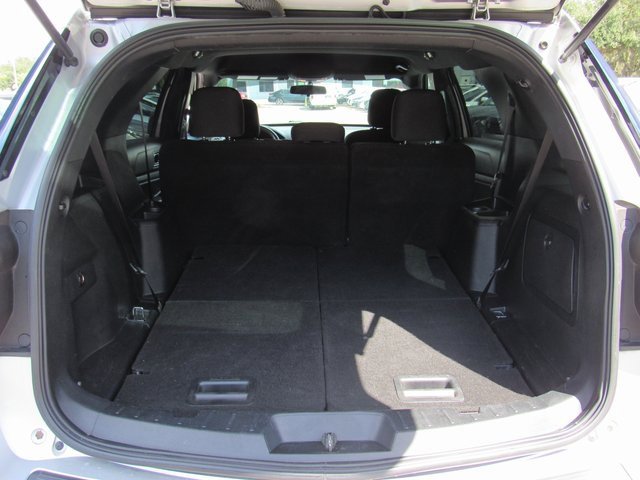 Used 2018 Ford Explorer XLT image 6