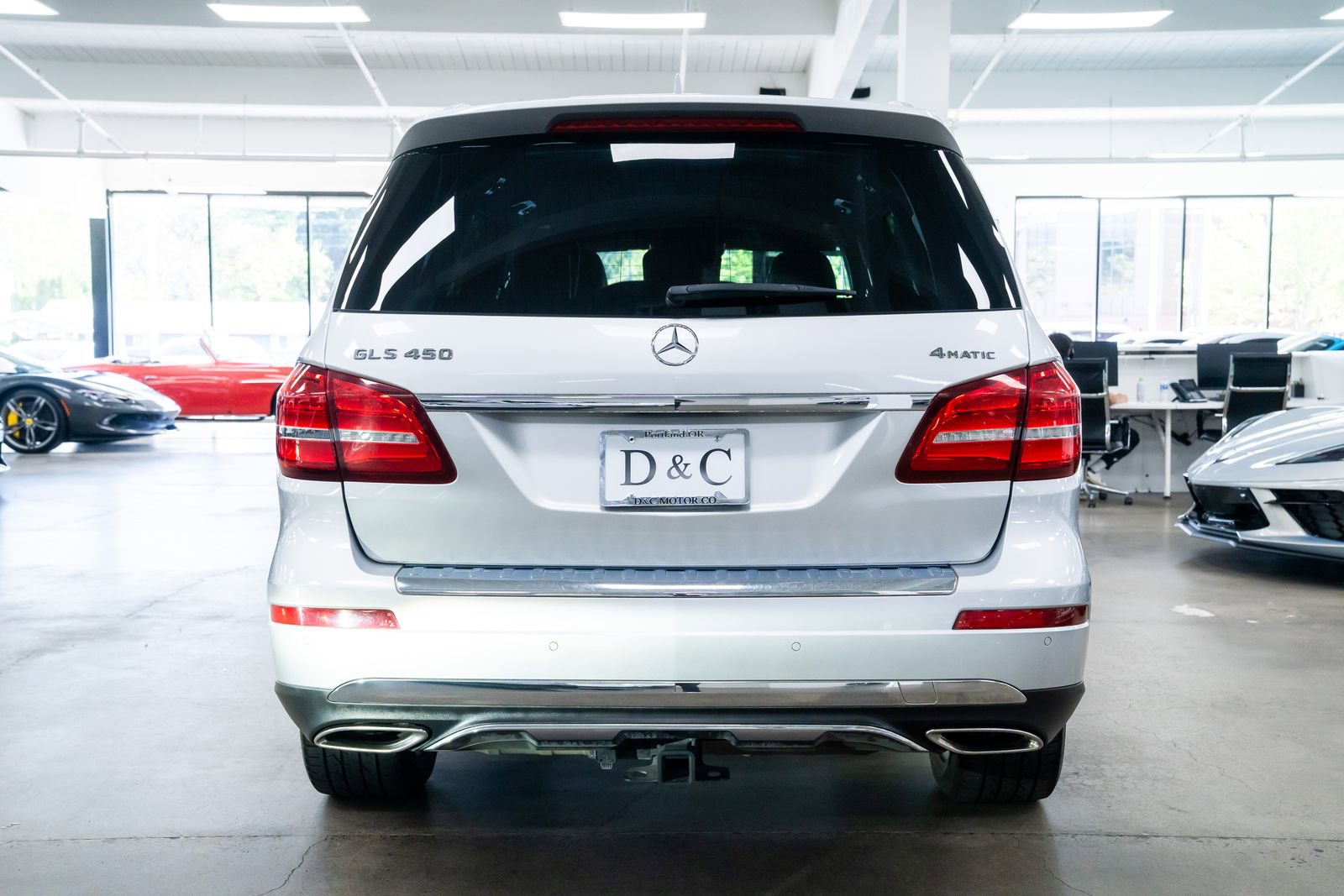 Used 2017 Mercedes-Benz GLS 450 4MATIC image 4