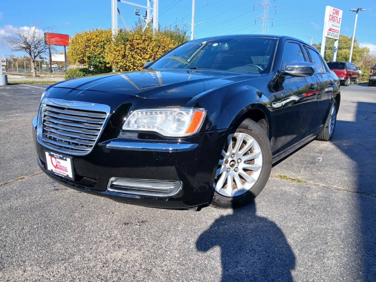 Used 2013 Chrysler 300 RWD image 1