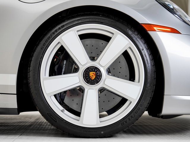 Certified 2025 Porsche 911 Turbo S image 39