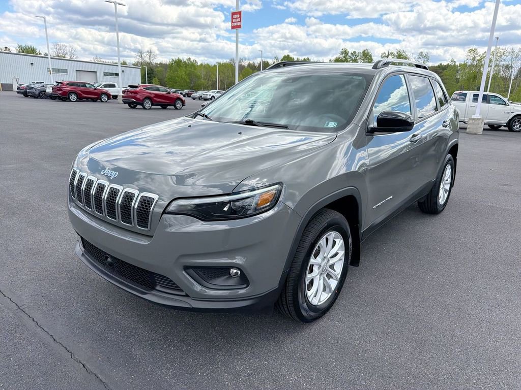 Used 2022 Jeep Cherokee Latitude Lux AWD/4WD image 4