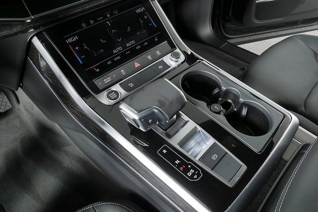 New 2026 Audi Q8 Premium image 18