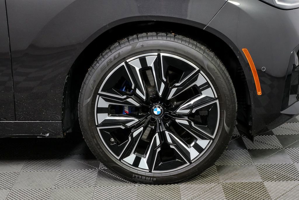 Used 2025 BMW X3 M50 w/ Premium Package image 36