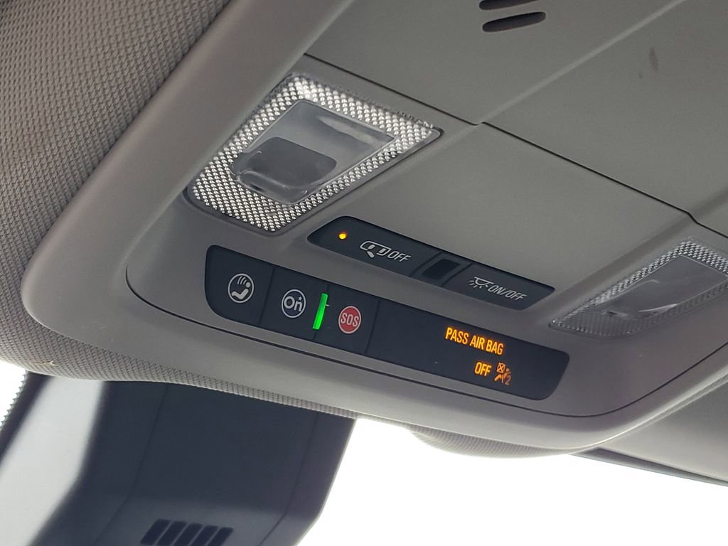 Used 2020 Chevrolet Equinox LS FWD image 23
