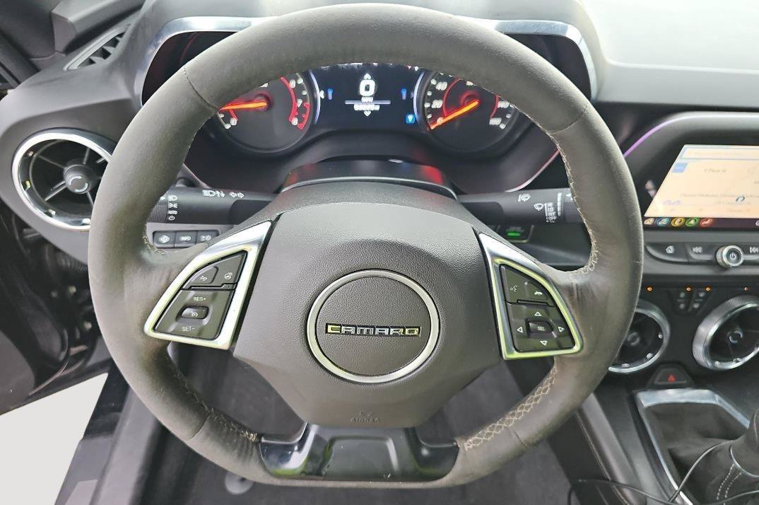 Used 2020 Chevrolet Camaro LT w/ 1LE Track Performance Package RWD image 6
