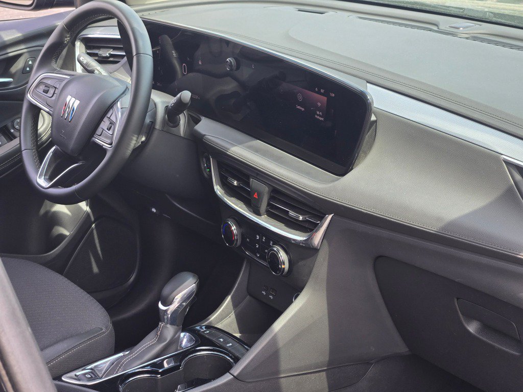 Used 2025 Buick Encore GX Preferred FWD image 8