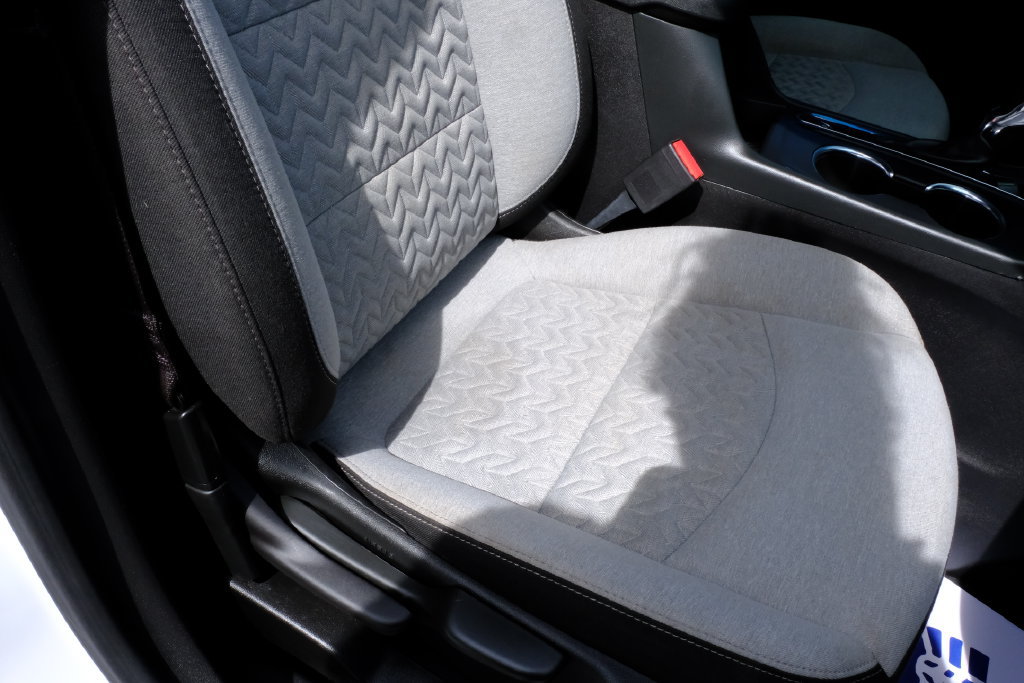 Used 2023 Chevrolet Equinox LT AWD/4WD image 29
