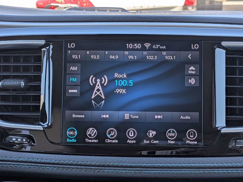 Used 2018 Chrysler Pacifica Limited w/ Advanced Safetytec Group FWD image 19