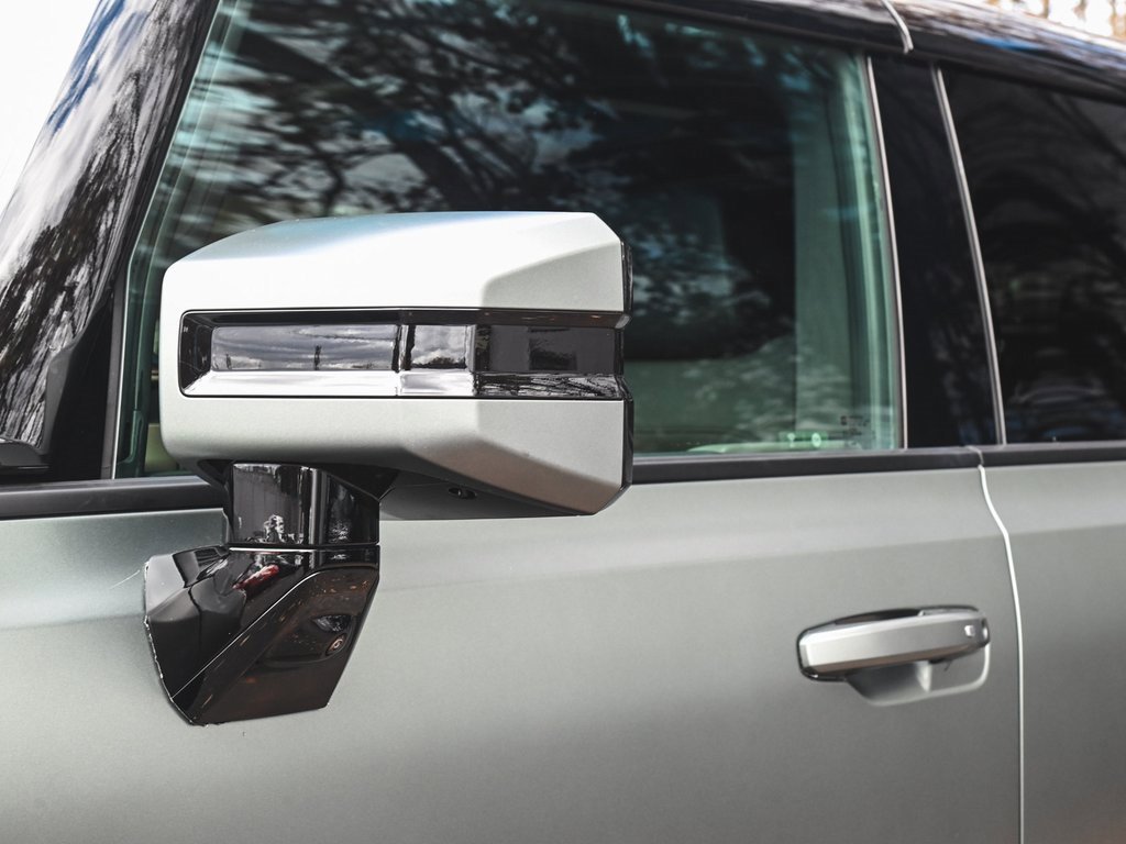 Used 2024 GMC Hummer EV 3X image 38