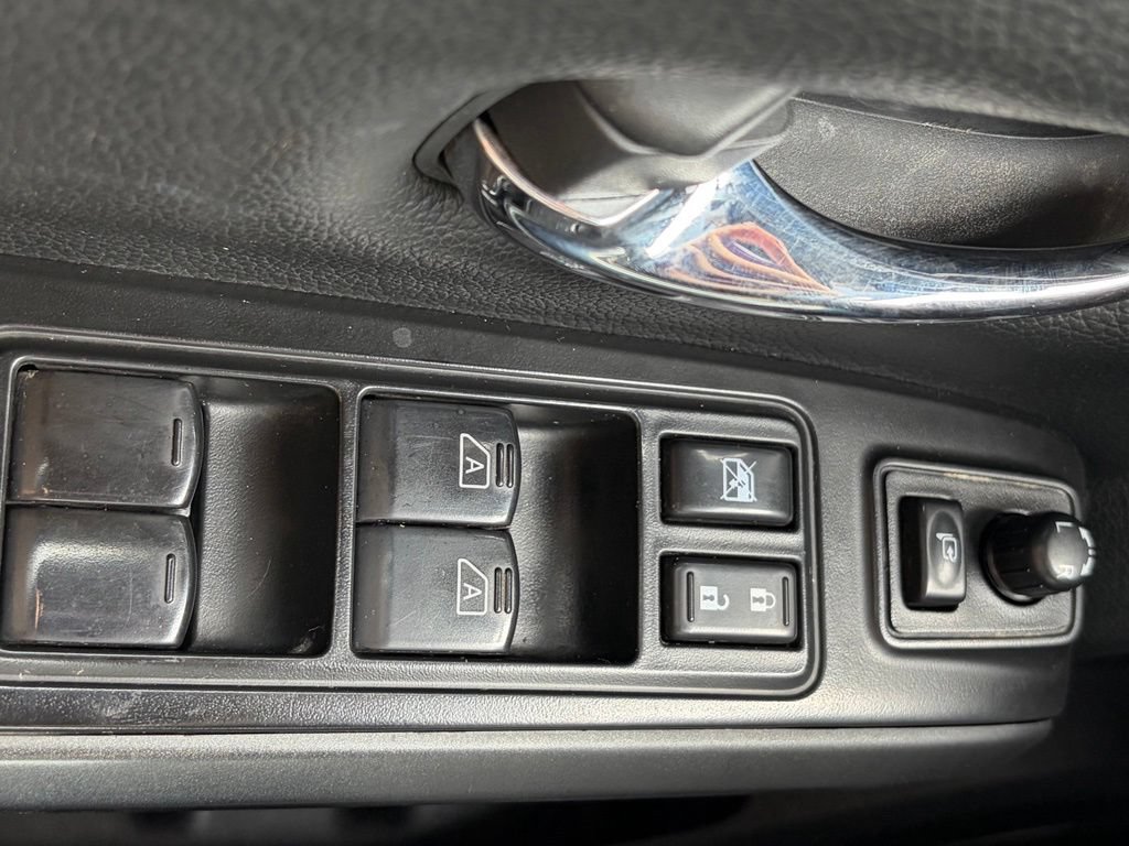 Used 2023 Nissan Titan PRO-4X w/ Pro-4x Convenience Package AWD/4WD image 54