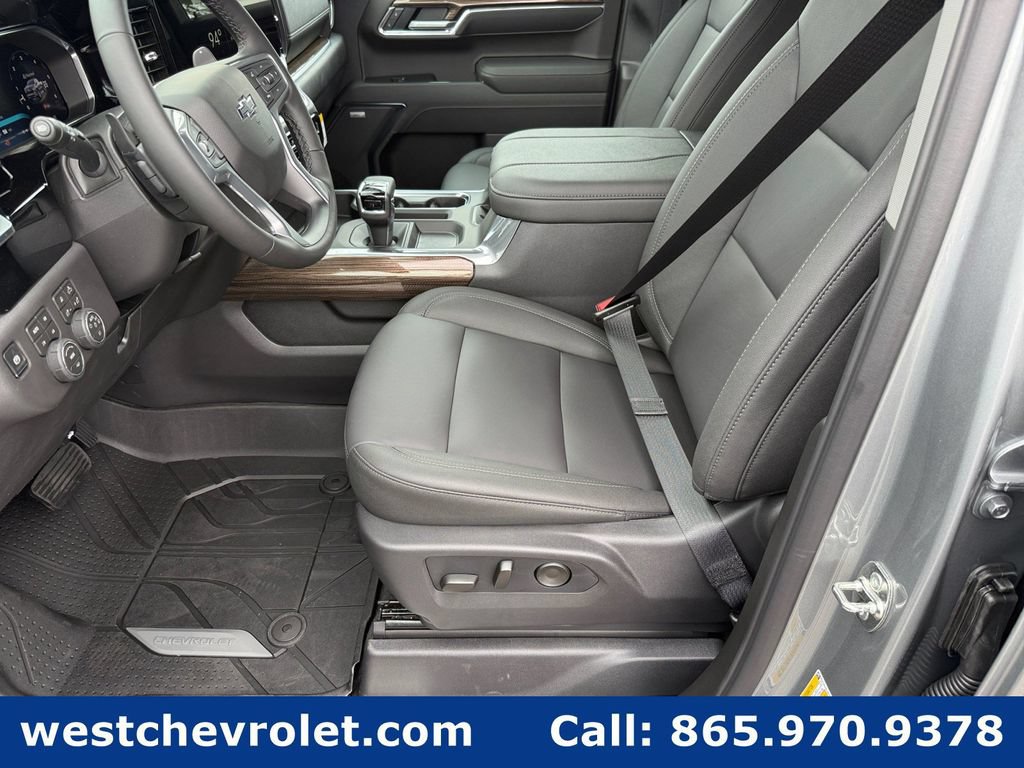 New 2026 Chevrolet Silverado 1500 RST w/ Safety Package AWD/4WD image 10