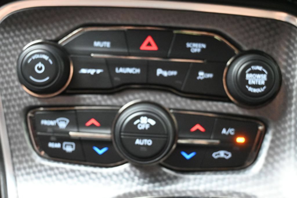 Used 2019 Dodge Challenger SRT Hellcat w/ Widebody Package RWD image 16