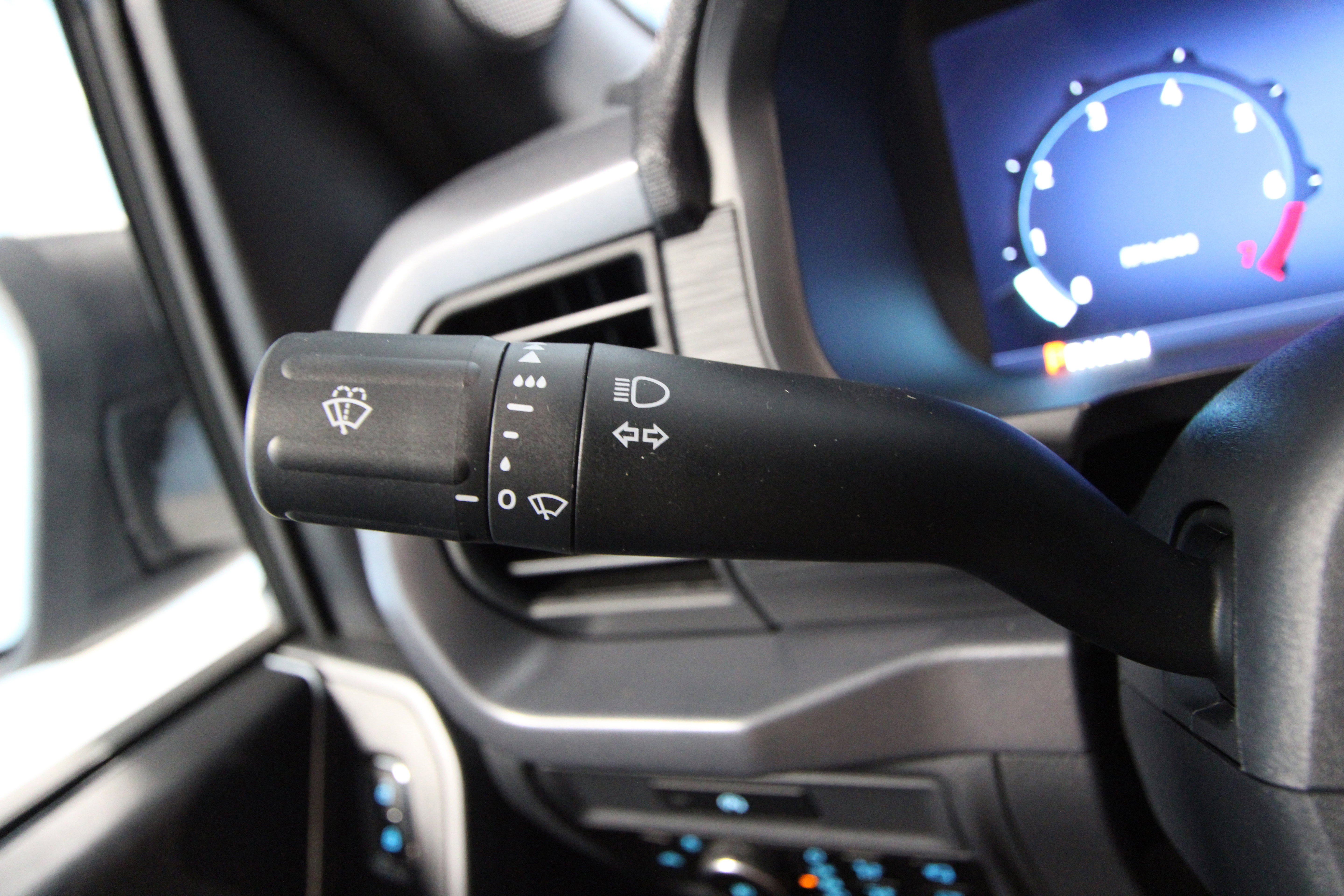 New 2025 Ford F150 XLT w/ Equipment Group 303A High image 10