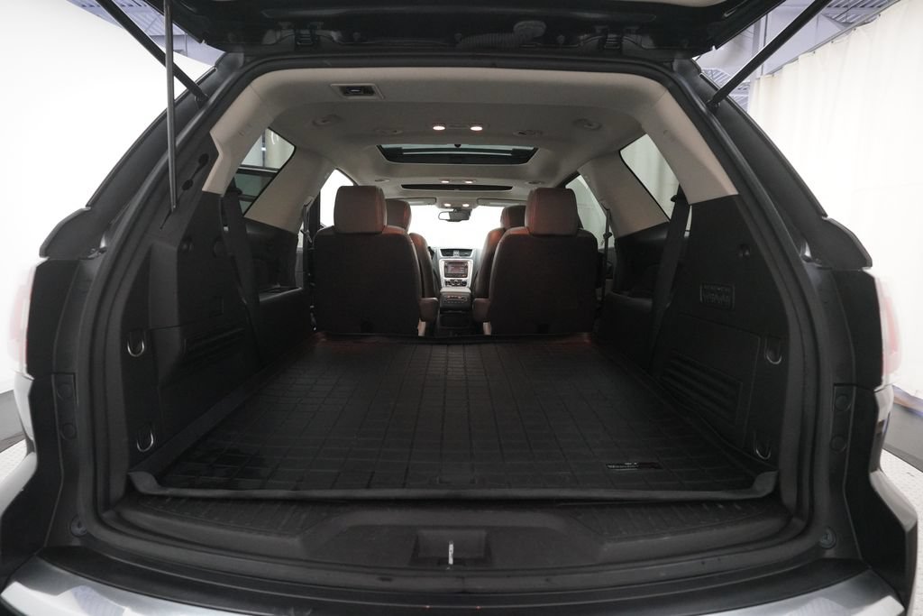 Used 2017 GMC Acadia Limited SLT AWD/4WD image 10