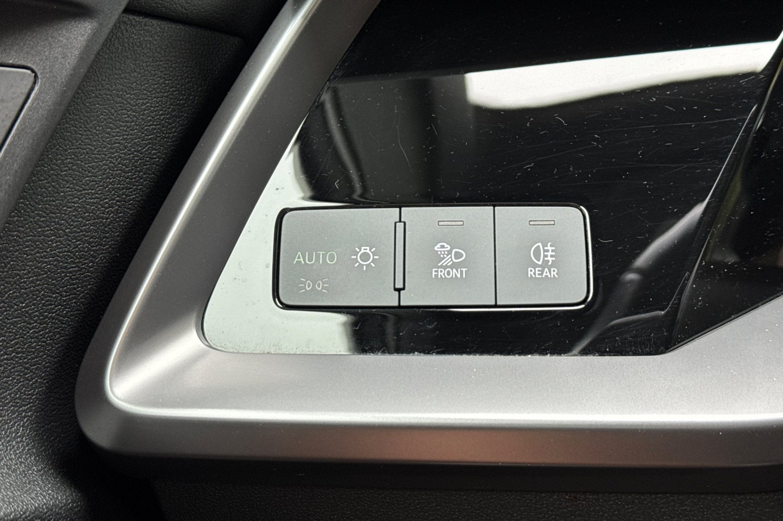 Used 2024 Audi A3 2.0T Premium FWD image 34