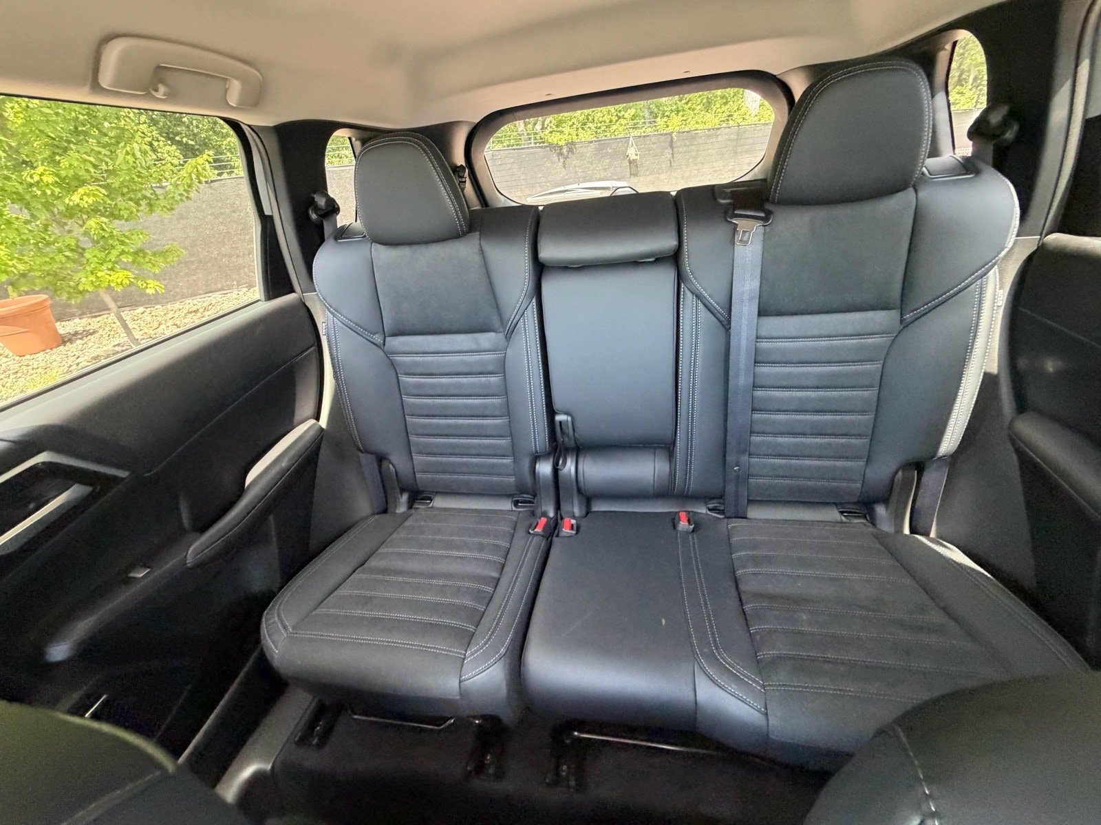 New 2026 Mitsubishi Outlander SE AWD/4WD image 33