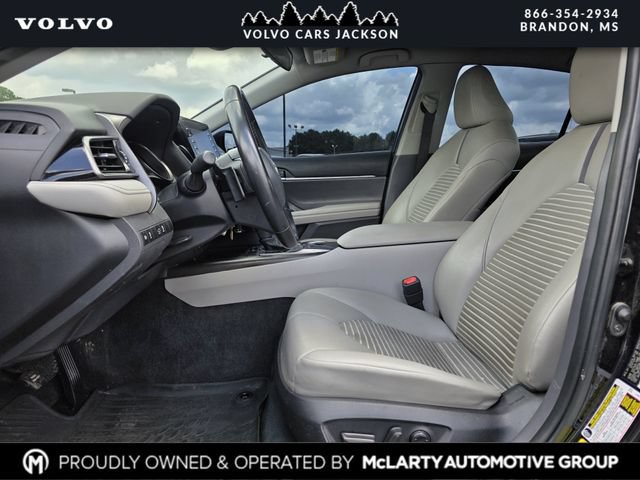 Used 2022 Toyota Camry SE FWD image 12