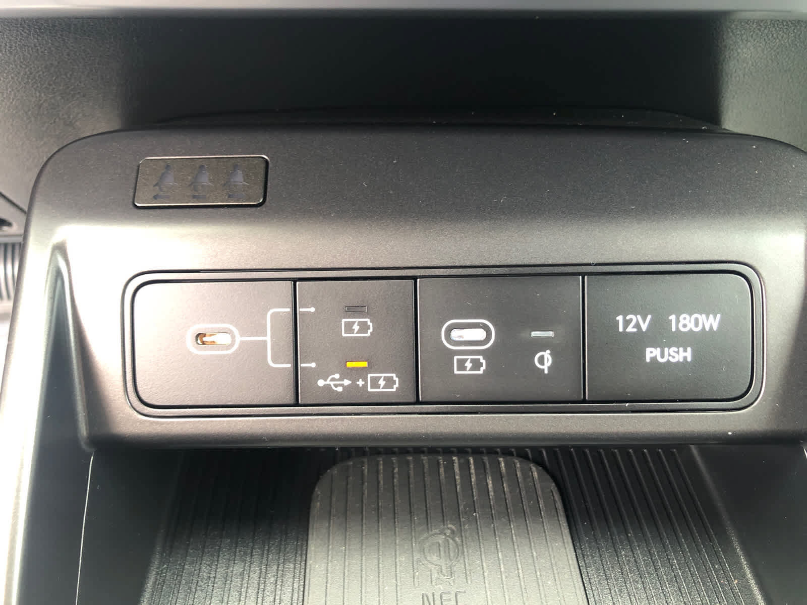 Certified 2024 Hyundai Kona SEL w/ Convenience Package AWD/4WD image 19